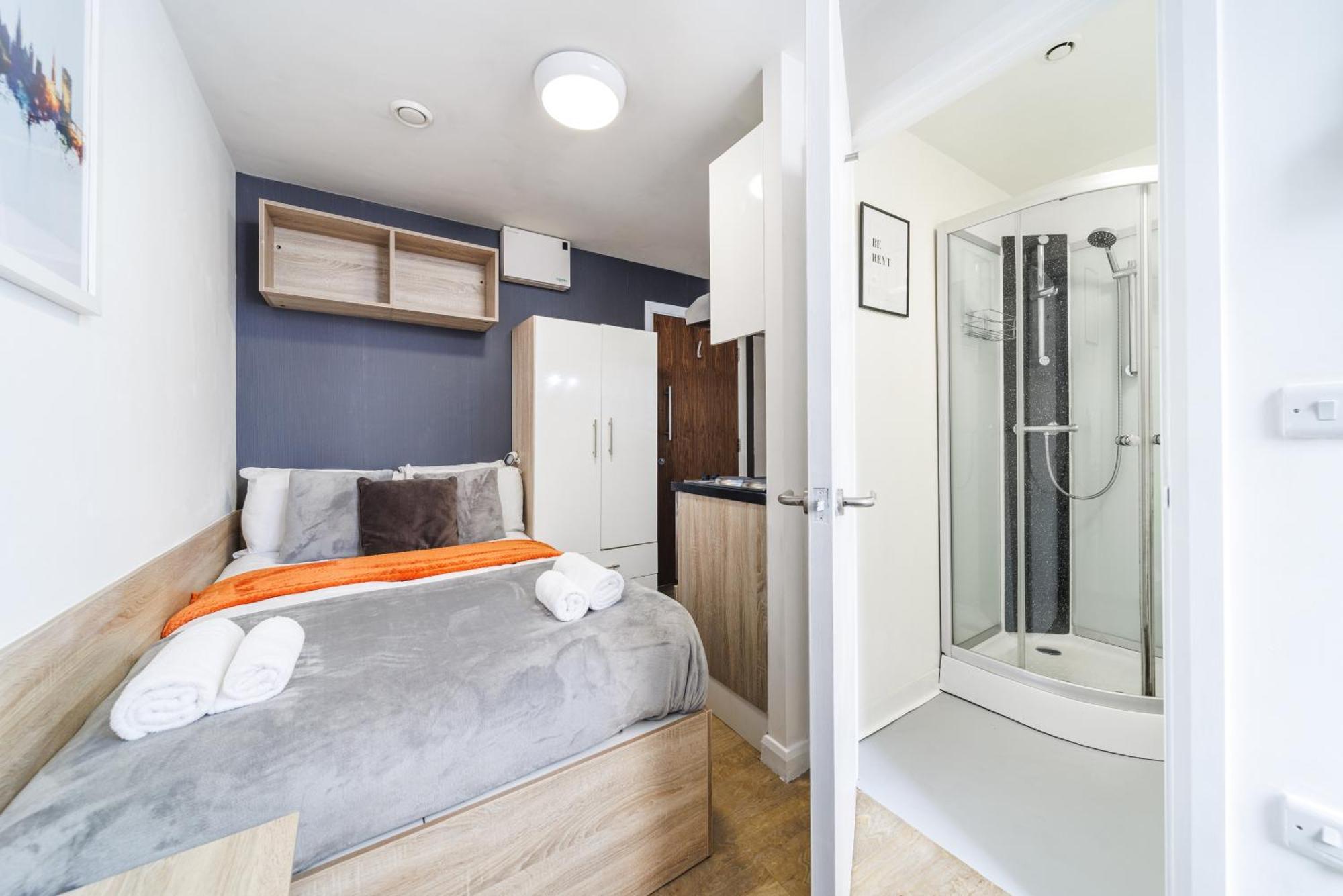 Alexandra House Apartments By City Centre Шефилд Екстериор снимка