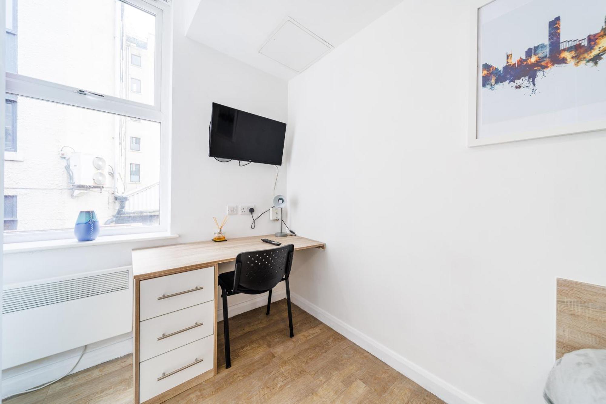 Alexandra House Apartments By City Centre Шефилд Екстериор снимка