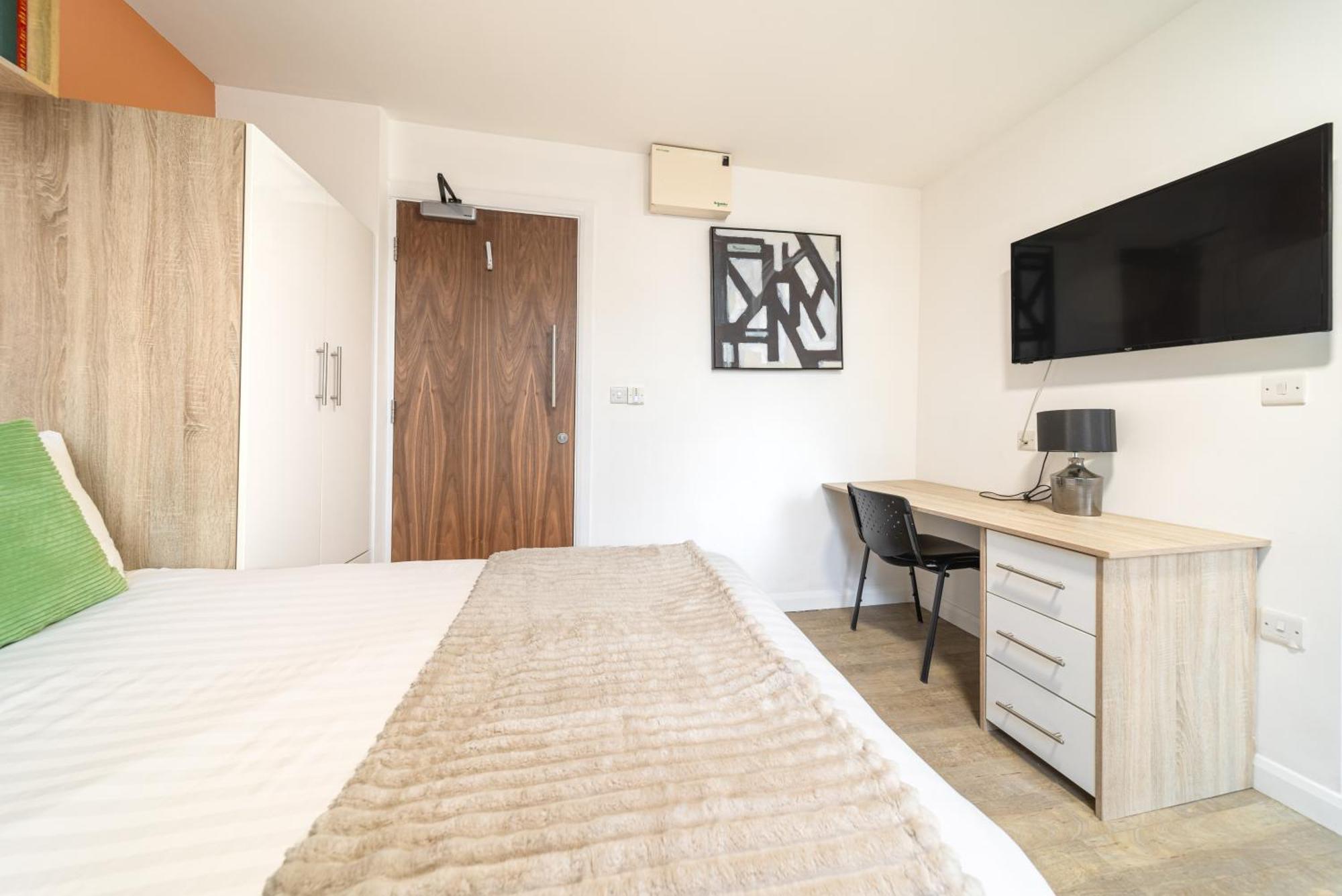 Alexandra House Apartments By City Centre Шефилд Екстериор снимка