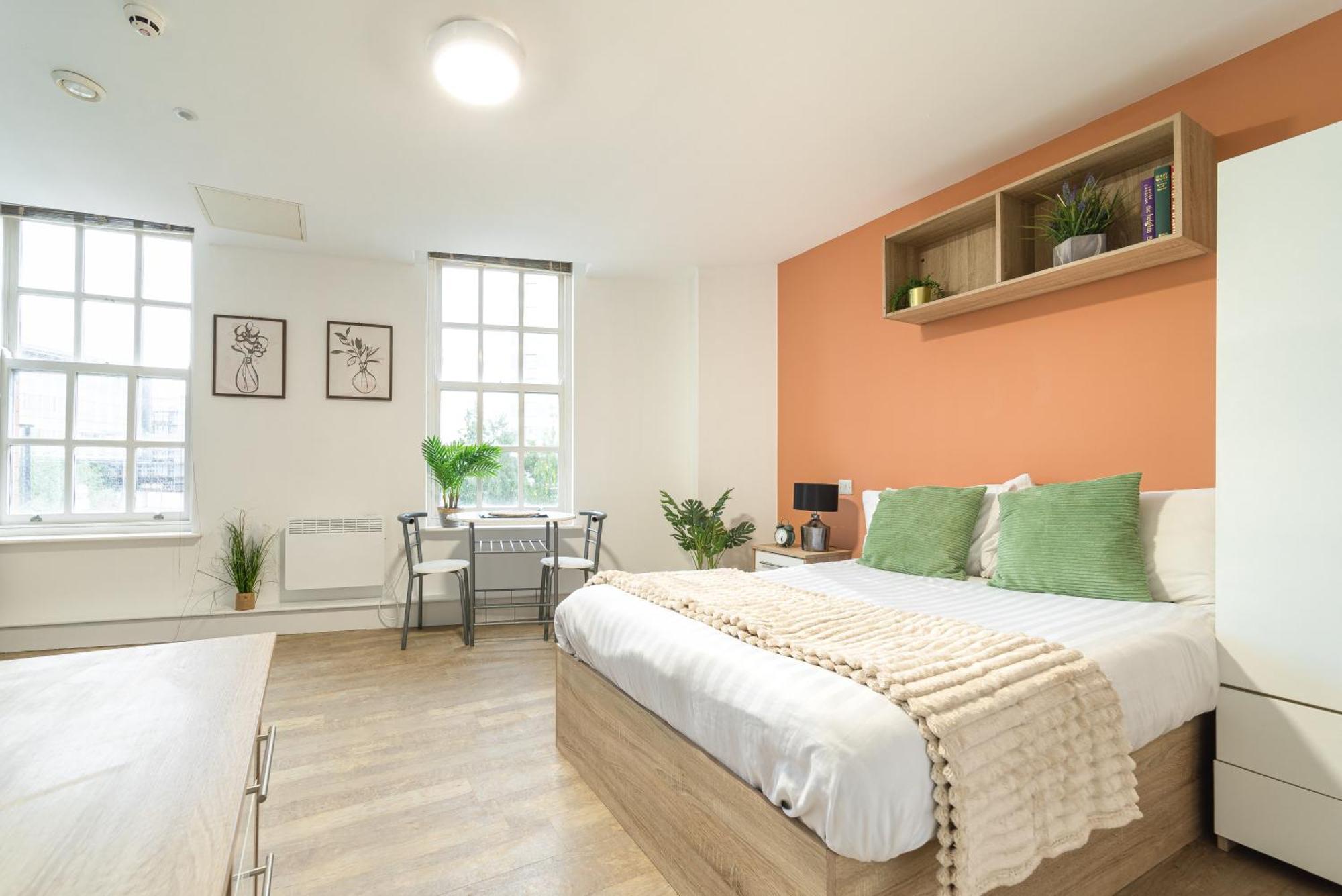 Alexandra House Apartments By City Centre Шефилд Екстериор снимка