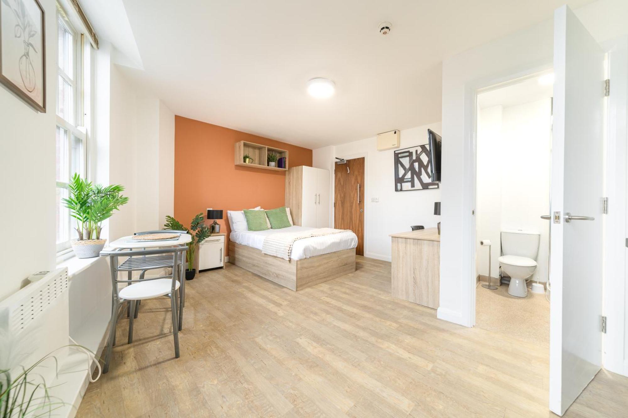 Alexandra House Apartments By City Centre Шефилд Екстериор снимка