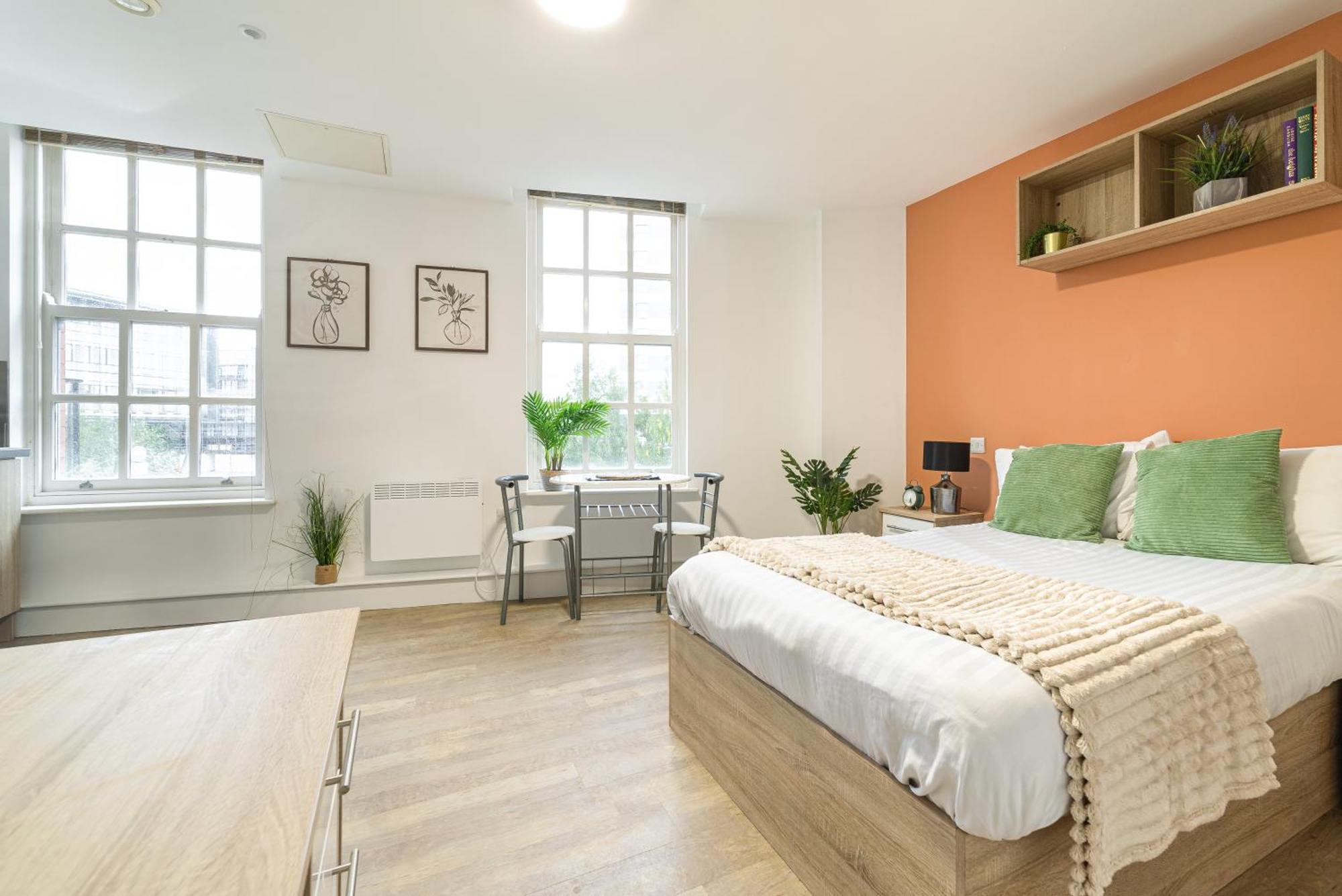 Alexandra House Apartments By City Centre Шефилд Екстериор снимка