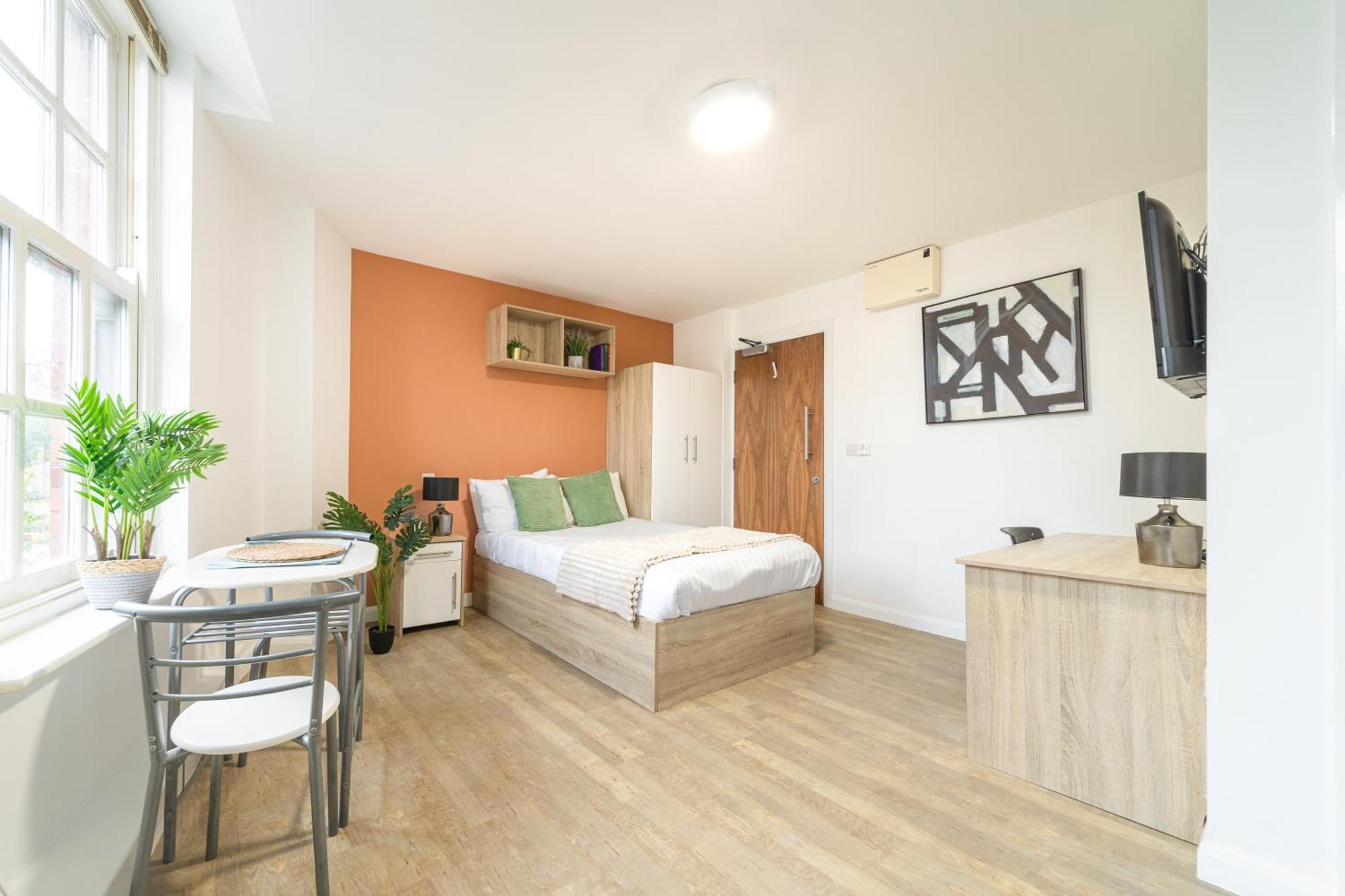 Alexandra House Apartments By City Centre Шефилд Екстериор снимка